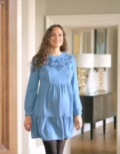 Seraphine Robe Grossesse Et Allaitement Brodé En Tencel -Seraphine 1188907812 5a327b31ab044221f83870261fc4febc28995fb6743f6a915abf237d3ffd1200 d 640