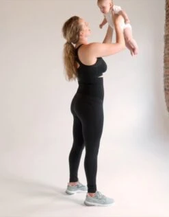 Seraphine Legging Sport Post-grossesse – Noir -Seraphine 1189136148 ffb3ff710ff41d4301cdd24e8029a53ce801f6916bde76d9f947c2f849401e7b d 640