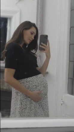 Seraphine Robe Grossesse Et Allaitement Bi-matière – Noir/Blanc -Seraphine 1593814415 8089f1aa42bdfcd32af684ccef251a040e7ea7fdac86ecc74d6574b96fcbf0bd d 640