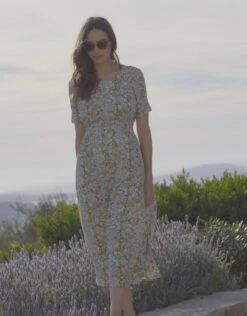 Seraphine Robe Mi-longue Grossesse Et Allaitement à Fleurs Vertes -Seraphine 1657176971 6603c9bb2e1c6777a741d2a3b84baebfb17240c74fa5e53cc08417dcb9f512bd d 640