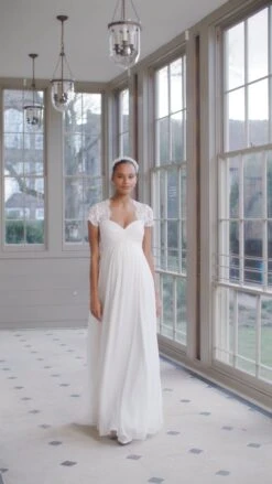 Seraphine Robe Longue De Mariée Maternité En Soie Et En Dentelle - Ivoire -Seraphine 1664287937 3d424d46cd37aad4f5de44171db44b8b6a400d63d32076172f58ca1dd8e845ac d 640