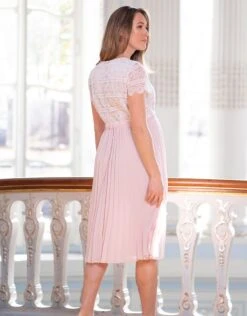 Seraphine Robe Grossesse Plissée – Rose Pâle/Ivoire -Seraphine Abby Blush 04 V2