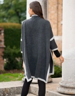 Seraphine Cape Grossesse En Maille 3 En 1 – Gris Foncé -Seraphine Amira Charcoal 04 V3