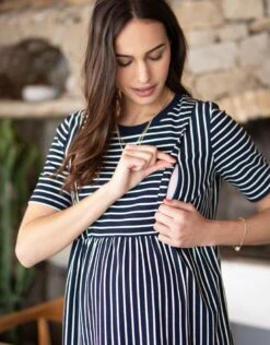 Seraphine T-shirt Ajusté De Maternité à Allaitement à Rayures Bleu Marine Et Blanc -Seraphine Camryn Navy 03 V2