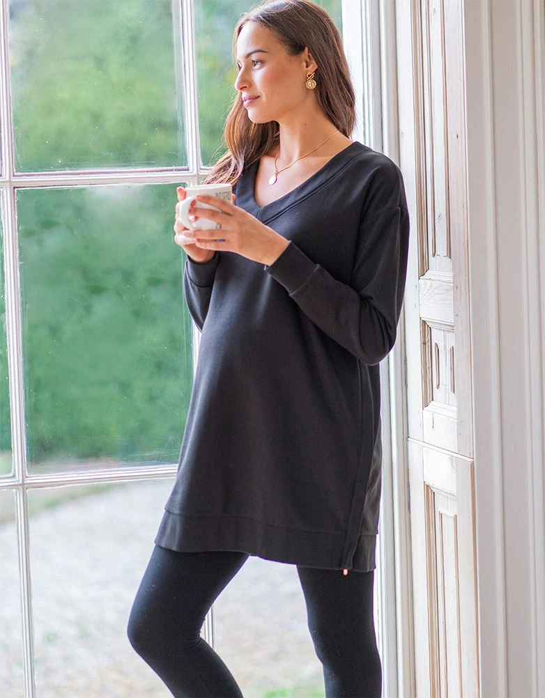 Seraphine Pull Grossesse Et Allaitement Col En V – Noir 4 Seraphine Pull Grossesse Et Allaitement Col En V – Noir – Image 2