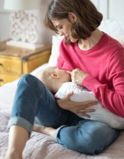 Seraphine Pull Grossesse Et Allaitement à Rabat En Coton – Cerise