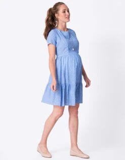 Seraphine Robe Grossesse Et Allaitement à Volants Imprimé Pois – Bleu -Seraphine Genevie Blue V2 05