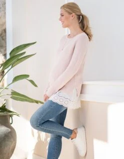 Seraphine Pull En Tricot Rose De Grossesse à Allaitement Avec Sous-chemise En Dentelle