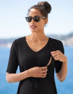 Seraphine Robe De Grossesse à Allaitement Noire Avec Cordon De Serrage -Seraphine Mikayla Black 03