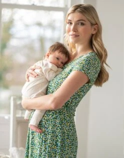 Seraphine Robe De Grossesse à Allaitement à Imprimé Abstrait à Manches Courtes -Seraphine Peachey Multi 04 V2