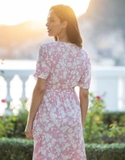 Seraphine Robe De Grossesse à Allaitement Rose Avec Cordon De Serrage Et Fleurs -Seraphine Raquelle Pink 05 V2