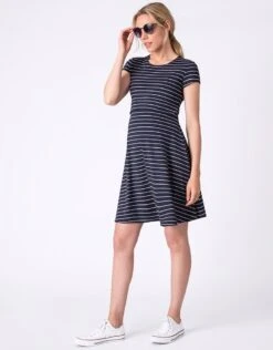 Seraphine Robe Grossesse Et Allaitement Manches Courtes – À Rayures -Seraphine Rowan NavyStripe V2 05