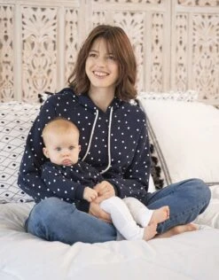 Seraphine Mama & Mini - Ensemble à Capuche Froncé à Pois Bleu Marine -Seraphine TEAGAN NavySpot 06 V3