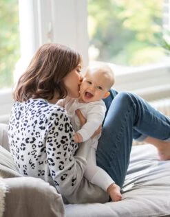 Seraphine Pull Grossesse Et Allaitement à Imprimé Contrasté -Seraphine Wezley Grey 06 V2